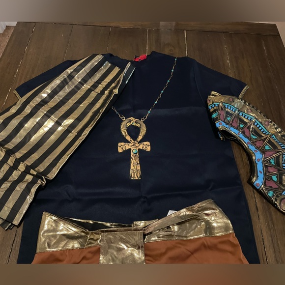 In Character Pharaoh Halloween Costume NWT - Picture 7 of 10